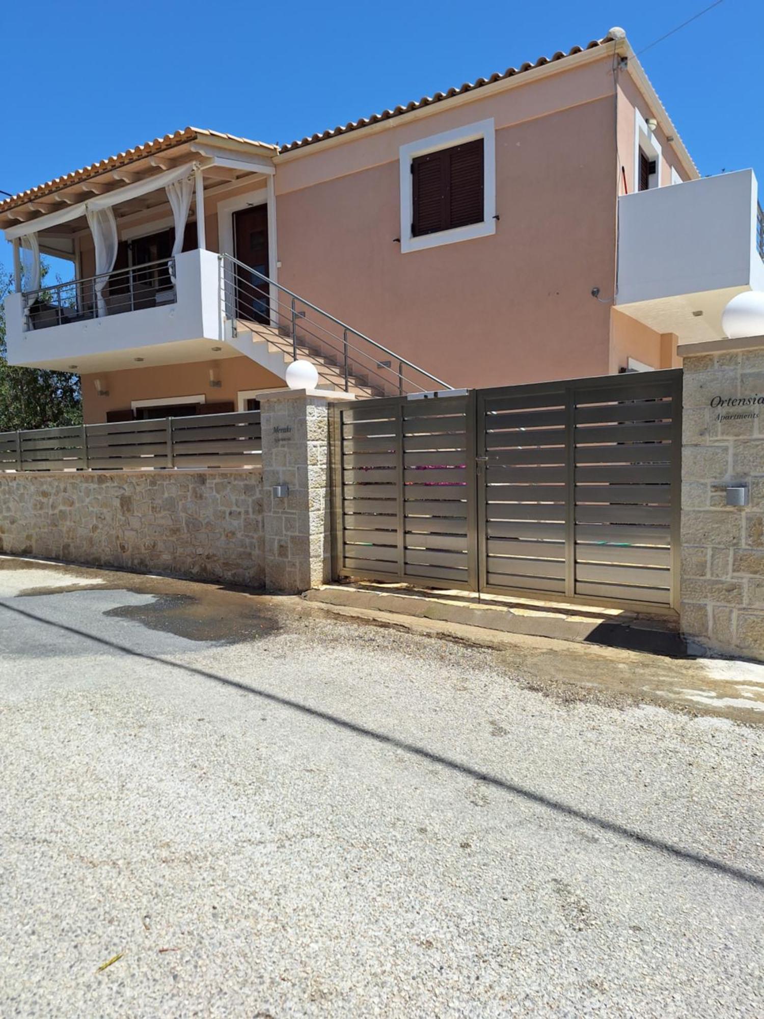 Ortensia Oziás Exterior photo